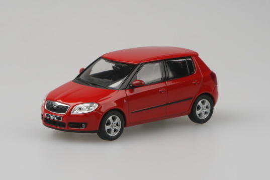 Škoda Fabia II, B-red corrida uni